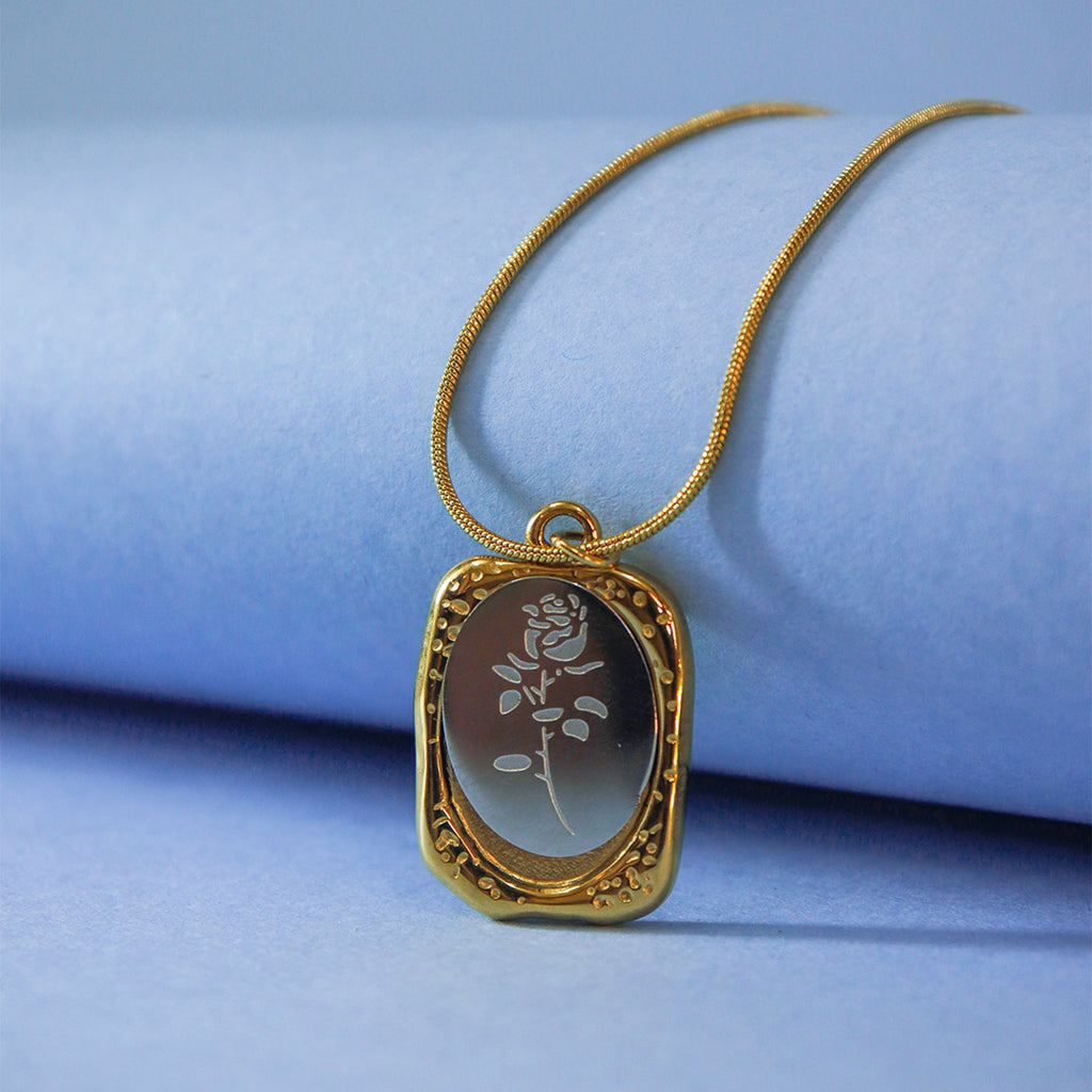 Vintage Bloom Pendant
