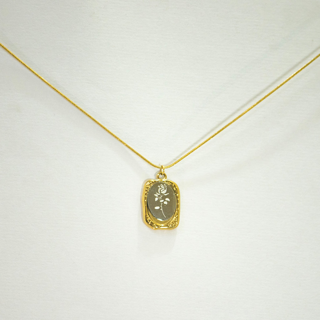Vintage Bloom Pendant