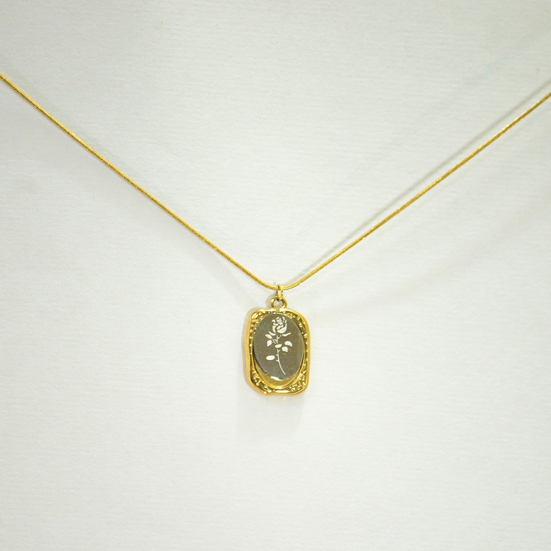 Vintage Bloom Pendant