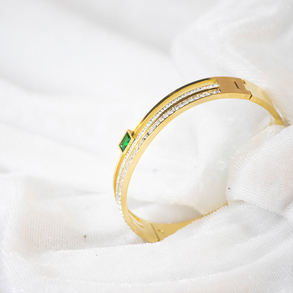 Emerald Radiance Bangle