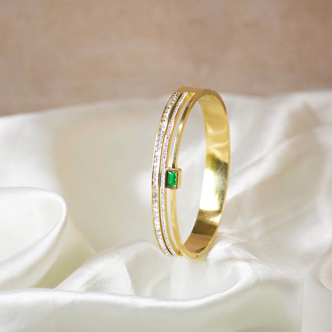 Emerald Radiance Bangle