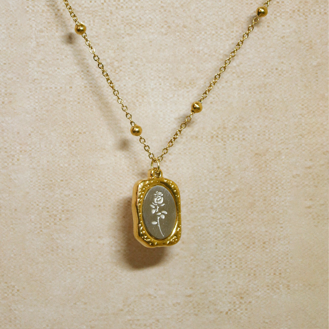 Eternal Rose Chain