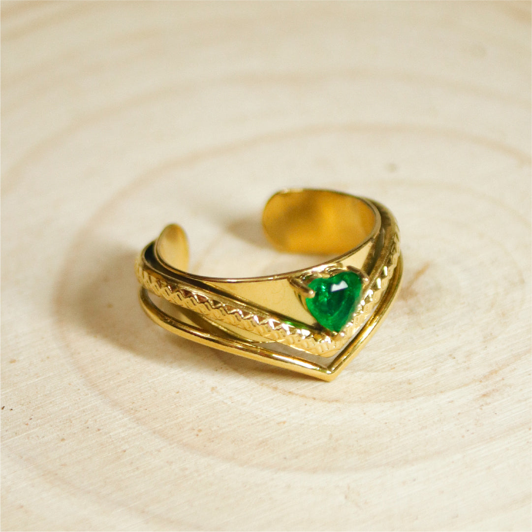 Emerald Heart Crown Ring