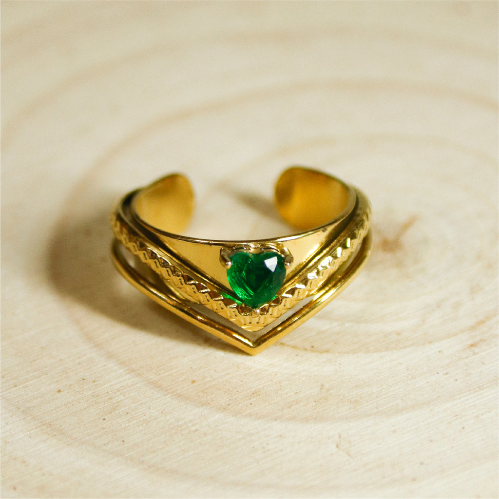 Emerald Heart Crown Ring