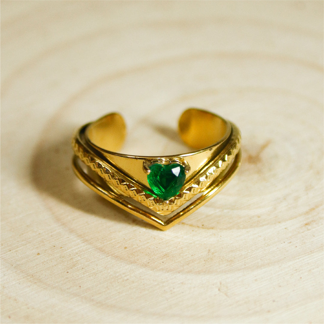 Emerald Heart Crown Ring