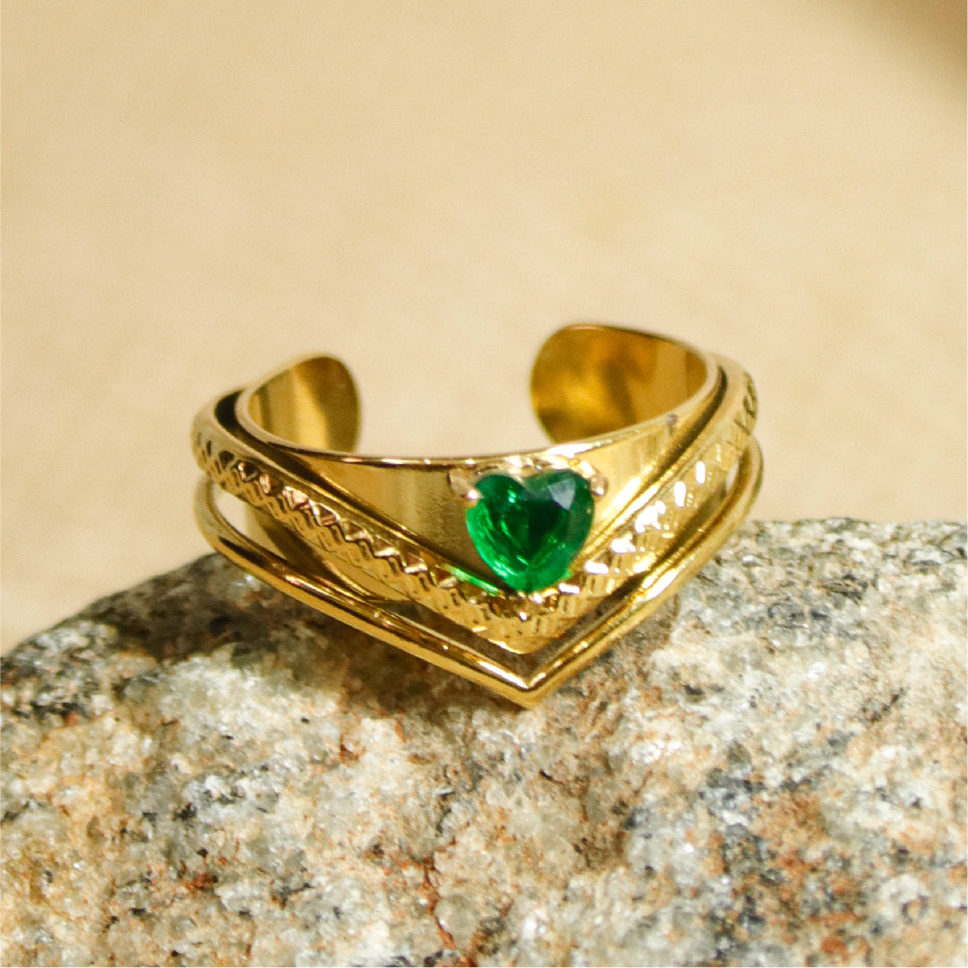 Emerald Heart Crown Ring